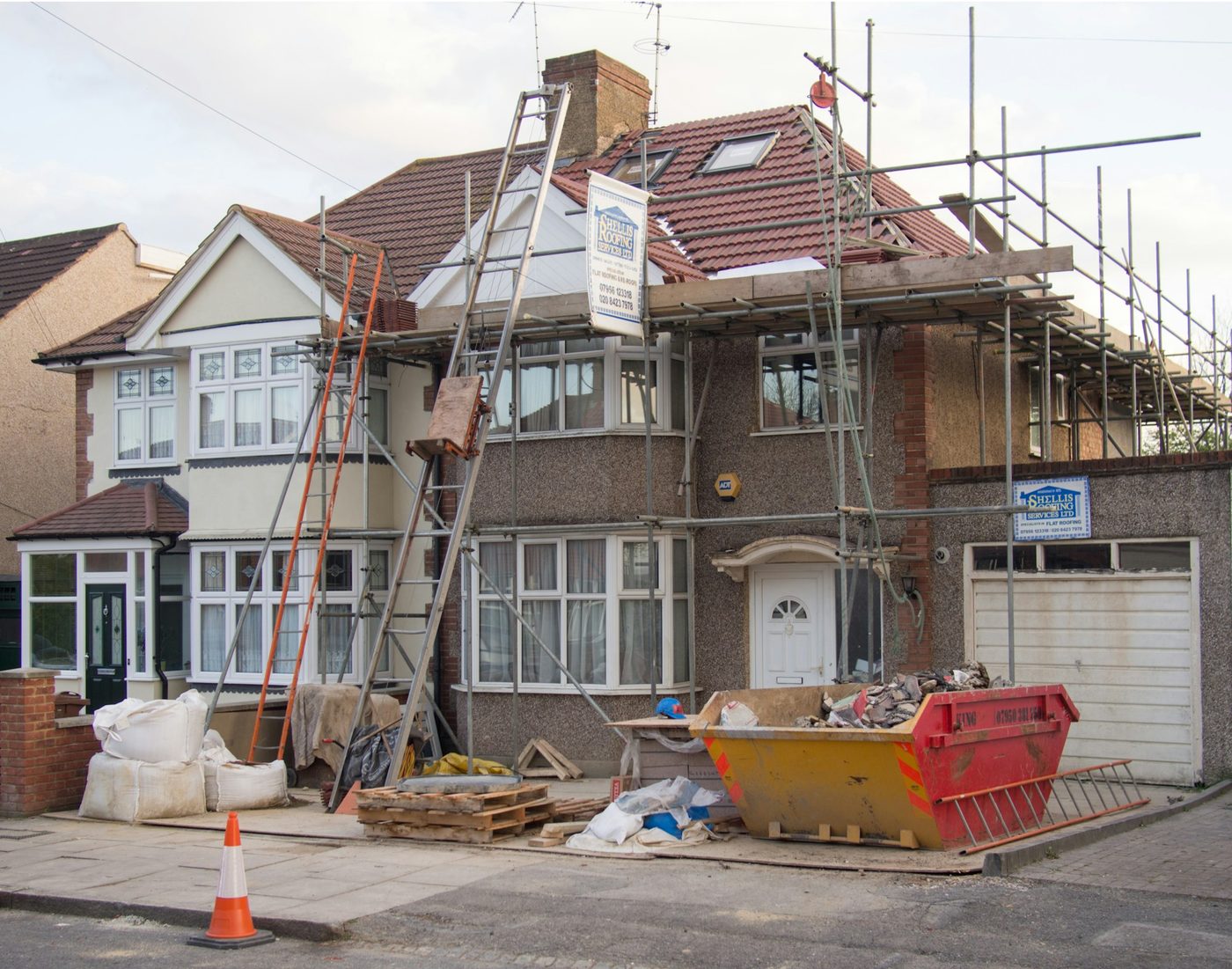 Scaffold up on the Kilnwood job